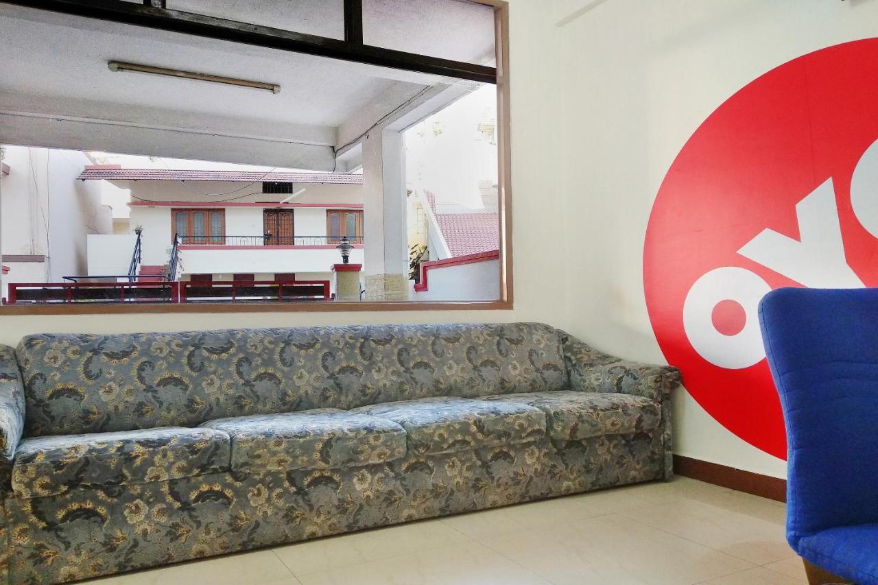 Super Oyo Capital O Premium Hotel Victoria Heights Near Sri Someshwara Swami Temple Bangalore Eksteriør bilde