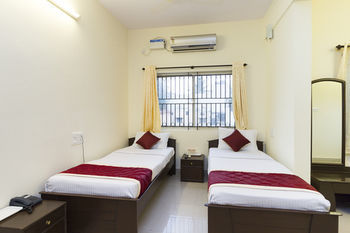 Super Oyo Capital O Premium Hotel Victoria Heights Near Sri Someshwara Swami Temple Bangalore Eksteriør bilde